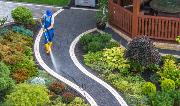 Trusted East Milton, FL Pressure Washing Experts